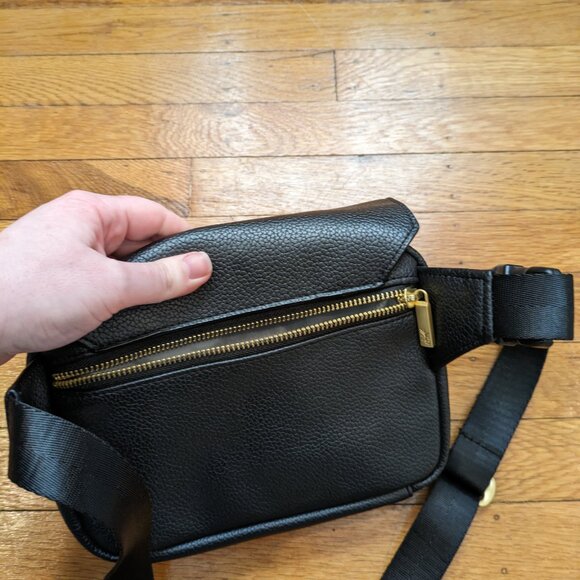 Freshly picked park pack crossbody black leather bag - Picture 8 of 10